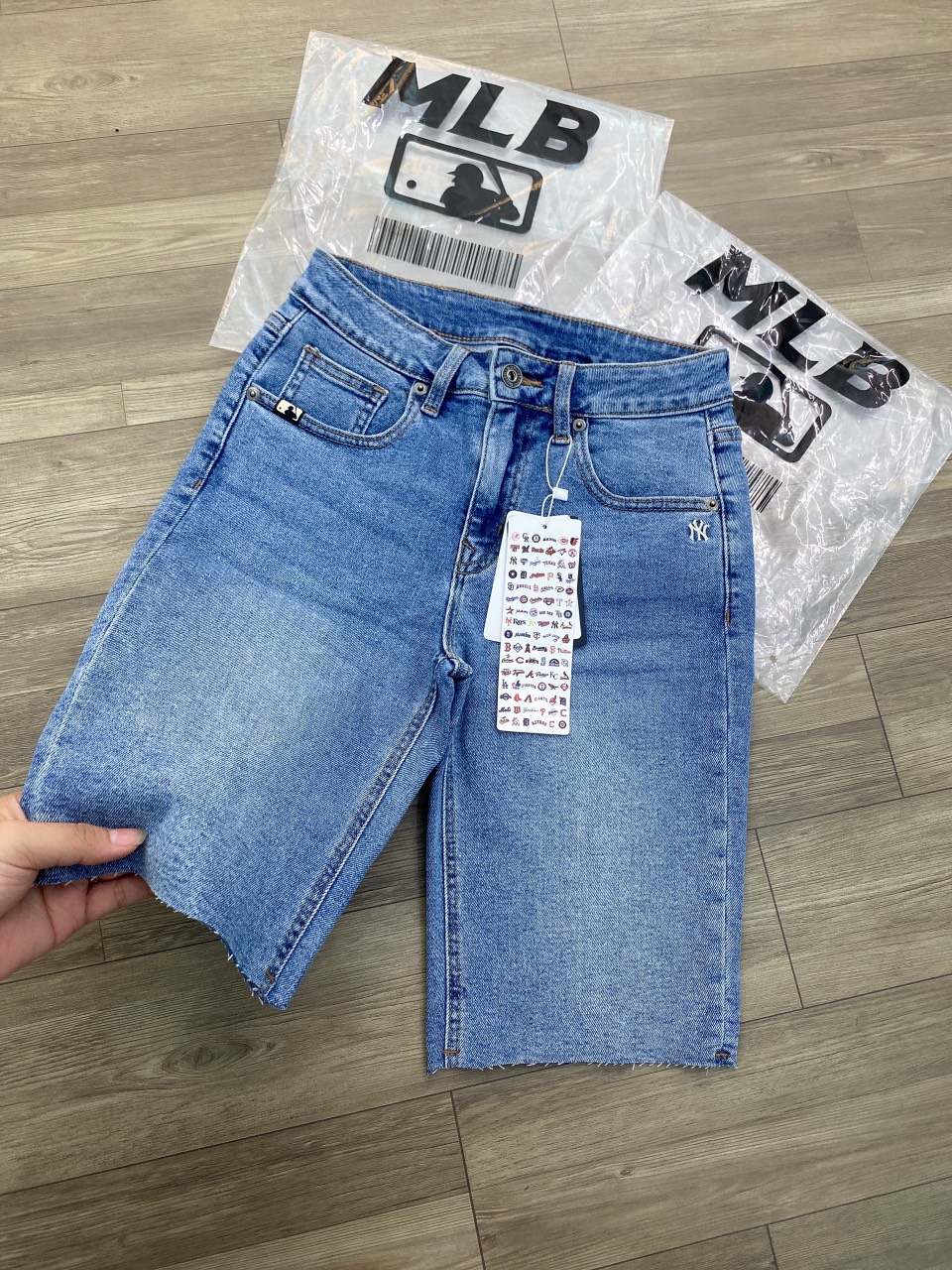 MLB QUẦN SHORT THUN MONOGRAM ĐEN