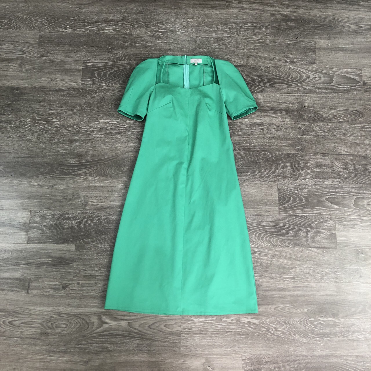 Đầm Midi Tay Ngắn Hobbs