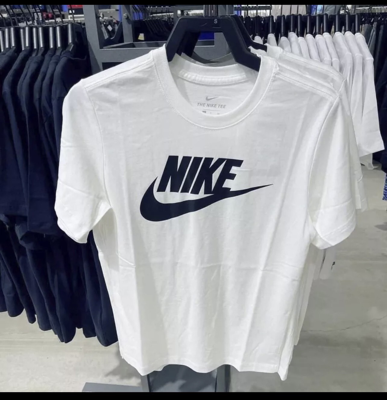 Áo Thun Trắng Nike