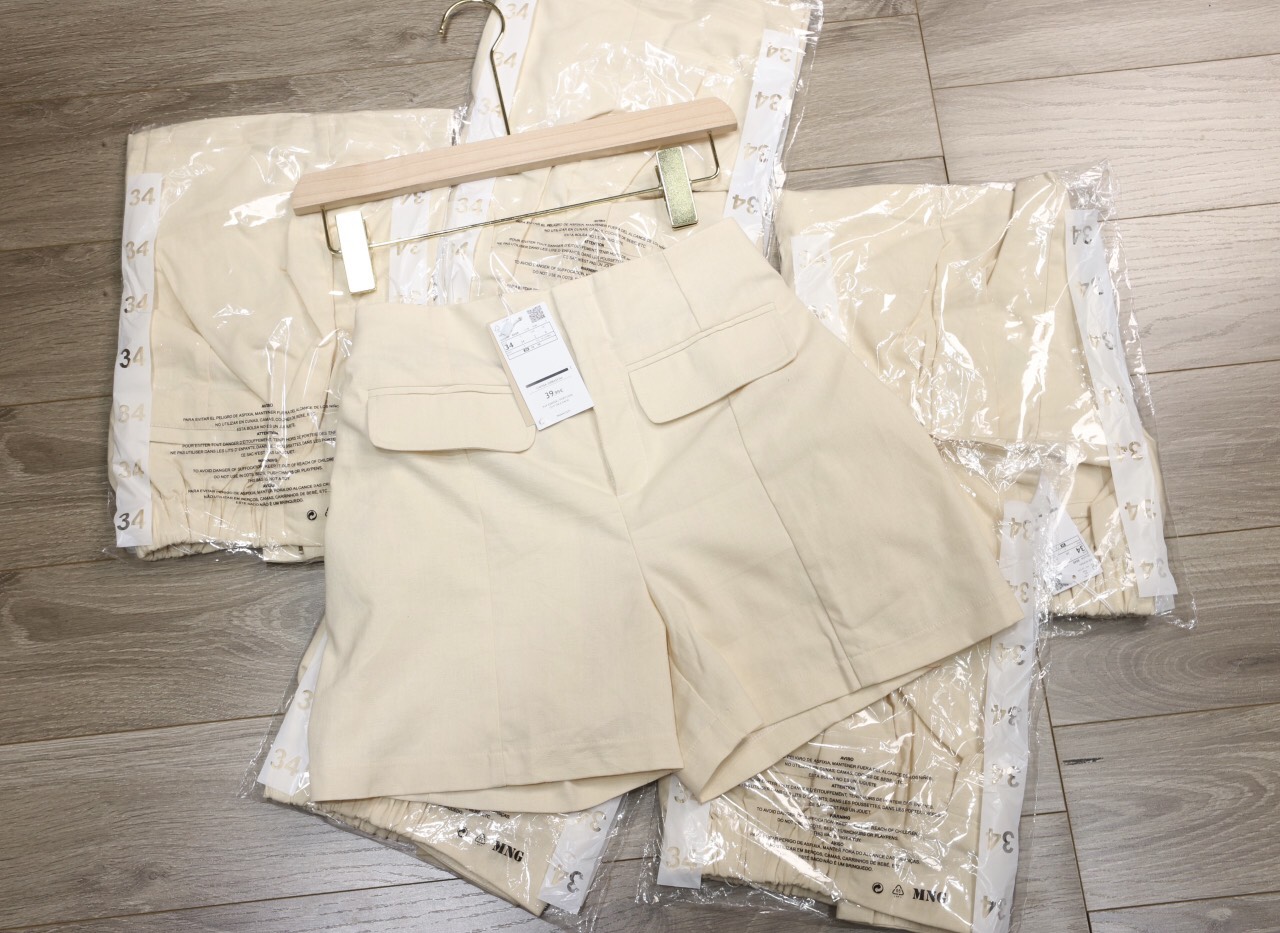 Quần Short Line Lưng Chun Mango