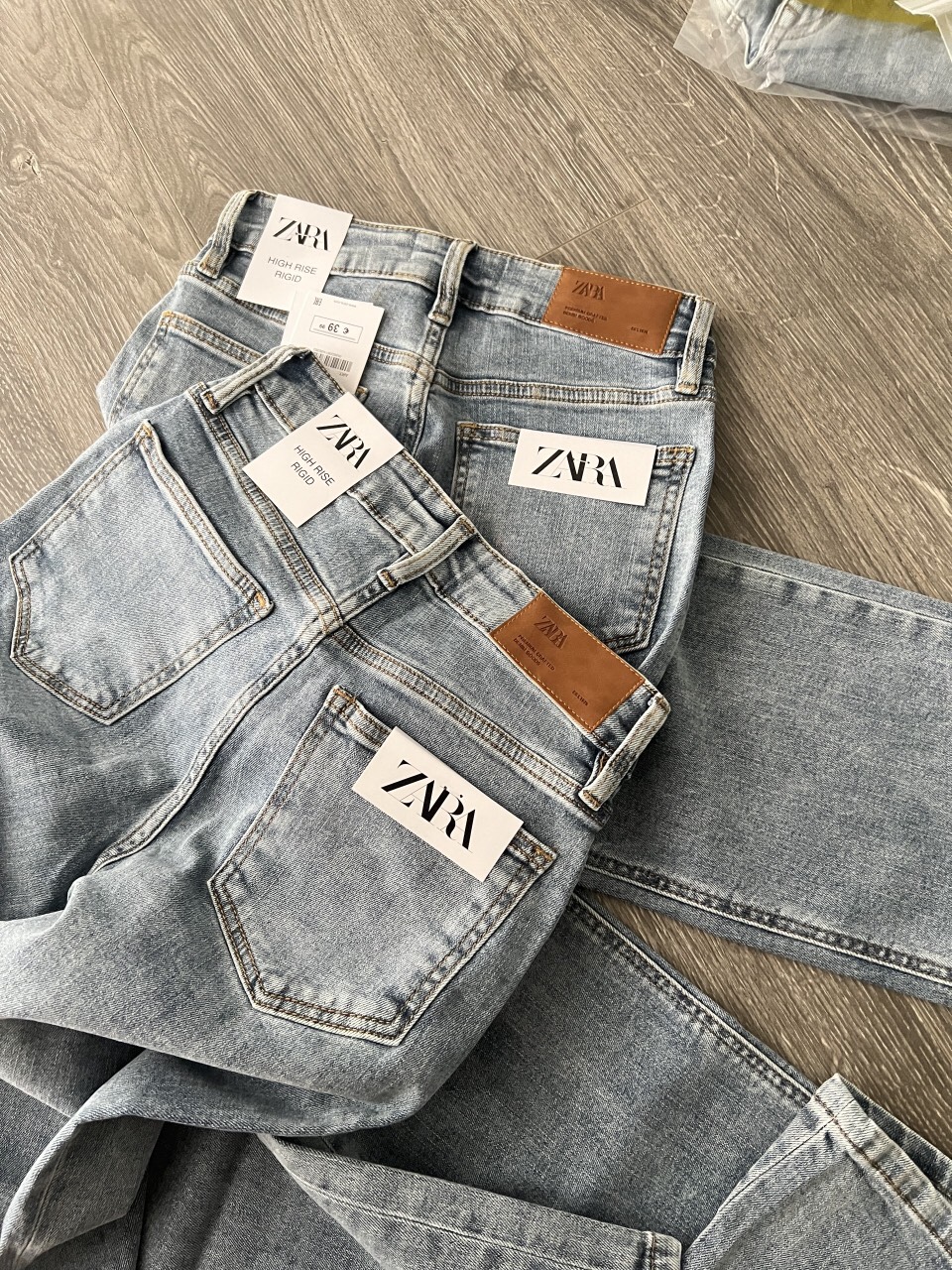 Quần Jean Ống Đứng Xanh Nhạt Zara