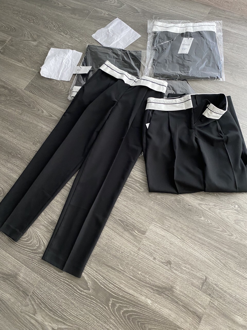 Quần Tây Viền Cạp Zara