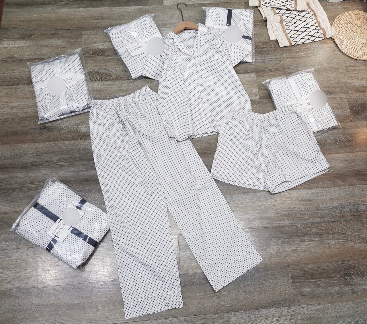 Bộ 3 Món Mặc Nhà GU