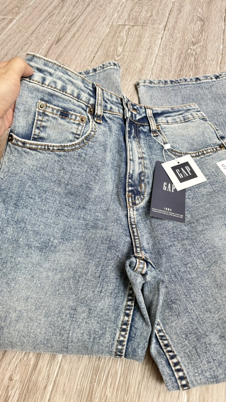 Quần Jeans Ống Đứng Gap