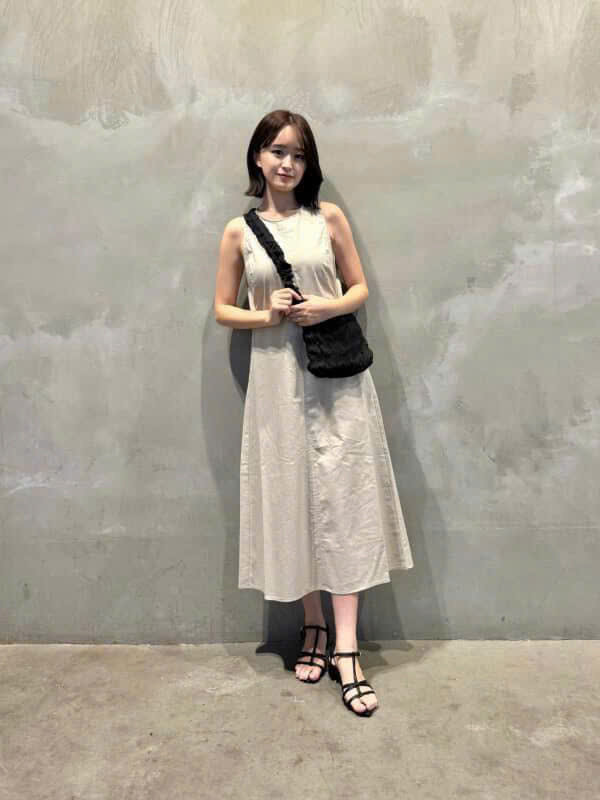 Đầm Linen Gu Khoét Lưng