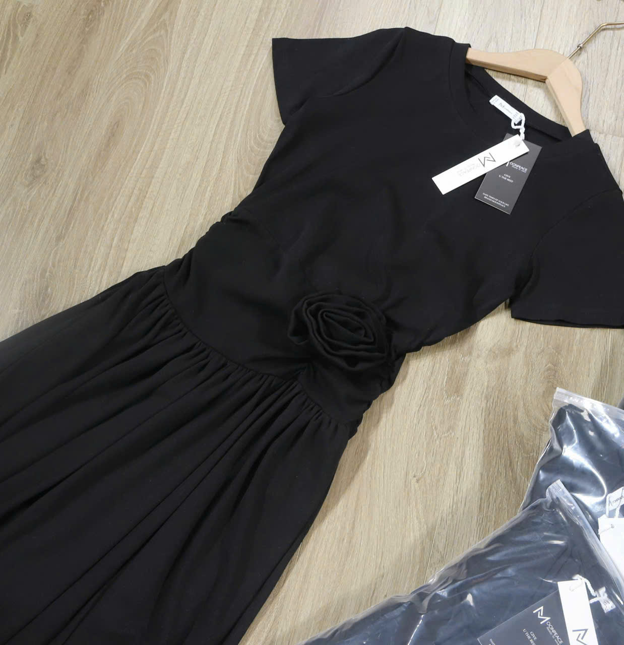 Đầm Thun Tăm Midi Moonpeace