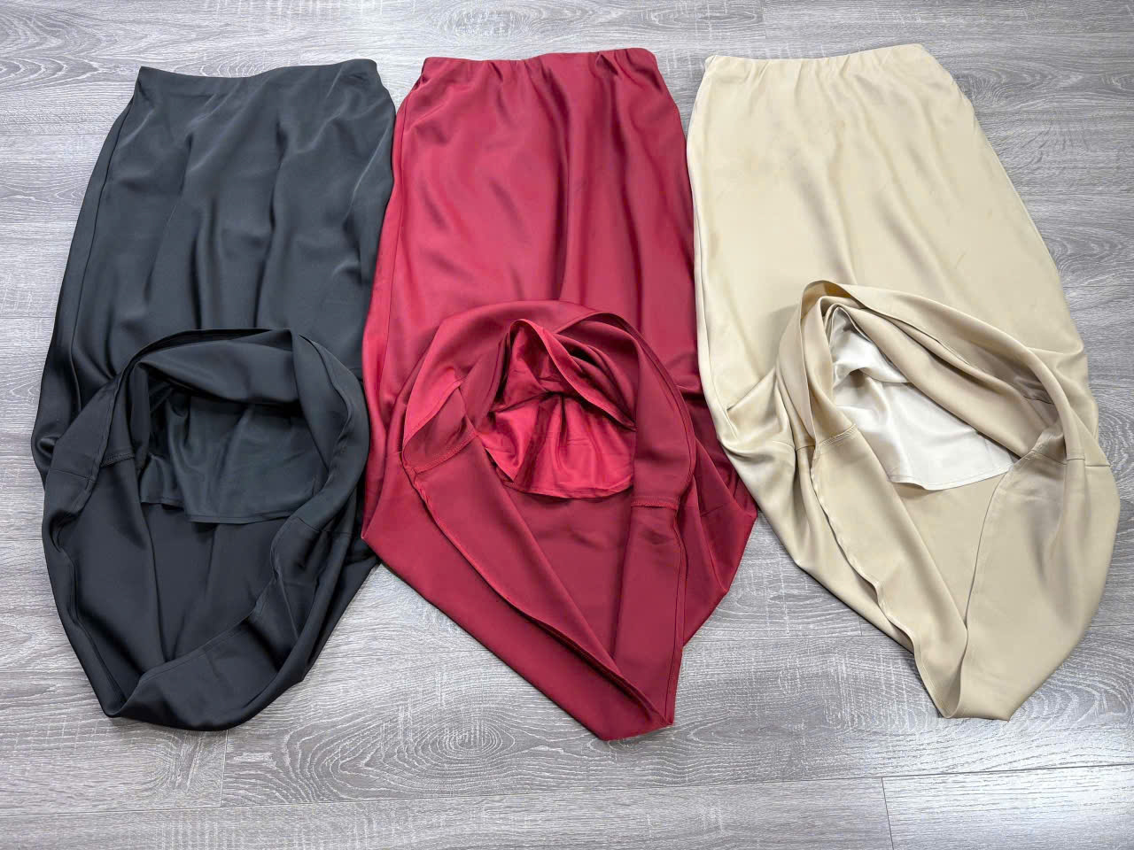 Chân Váy Lụa Zara
