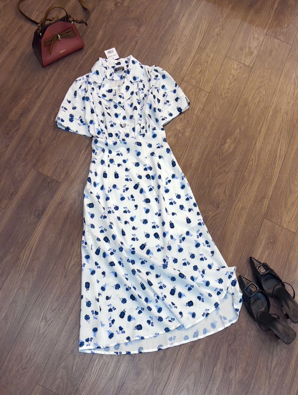 Đầm Hoa Ngắn Tay Topshop