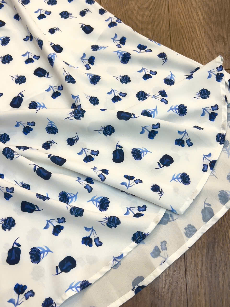 Đầm Hoa Ngắn Tay Topshop