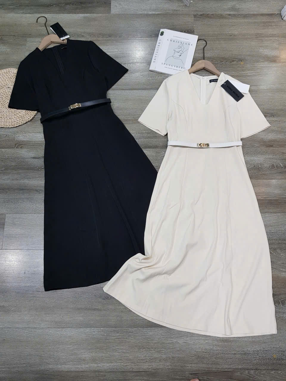 Đầm Cổ V Kèm Belt Vero
