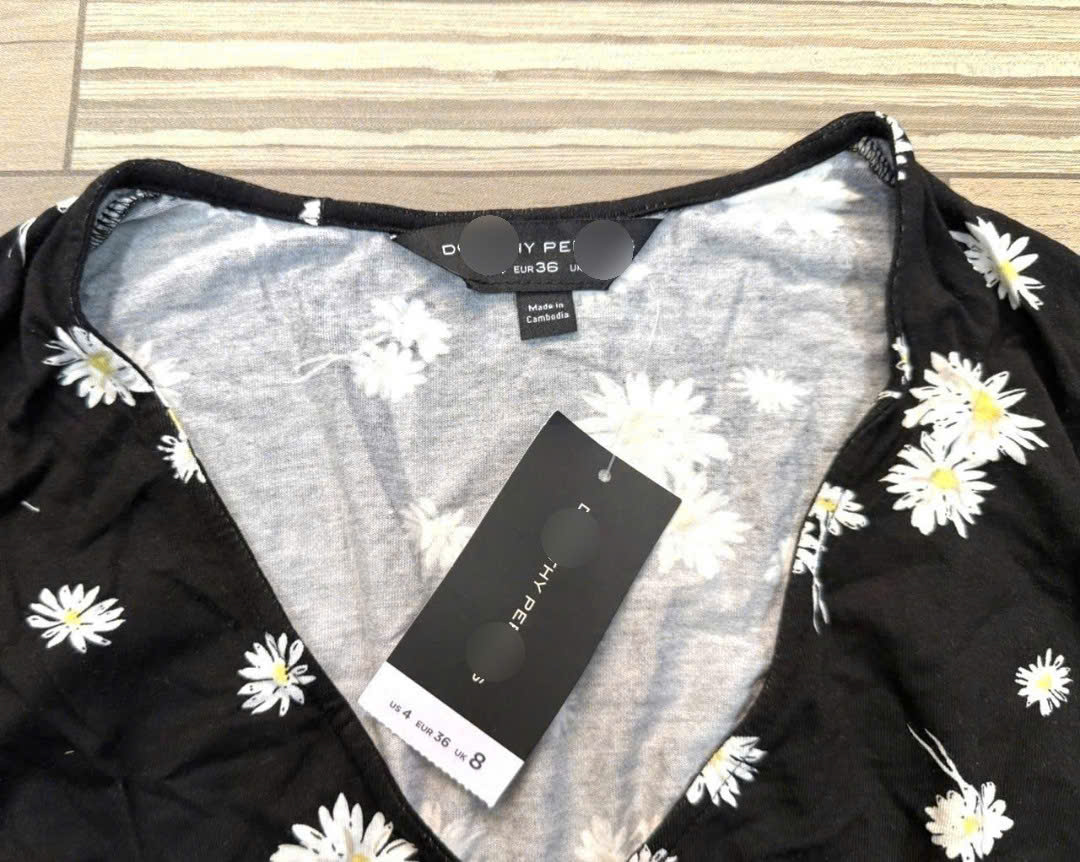 Đầm Hoa Ngắn Tay Dorothy