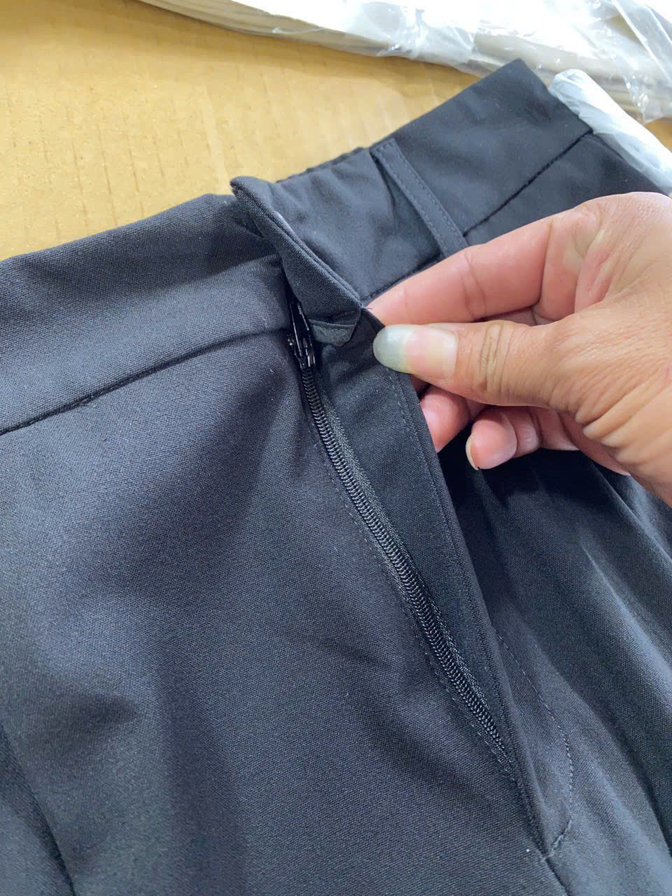 Quần Tây Ống Suông Stradivarius