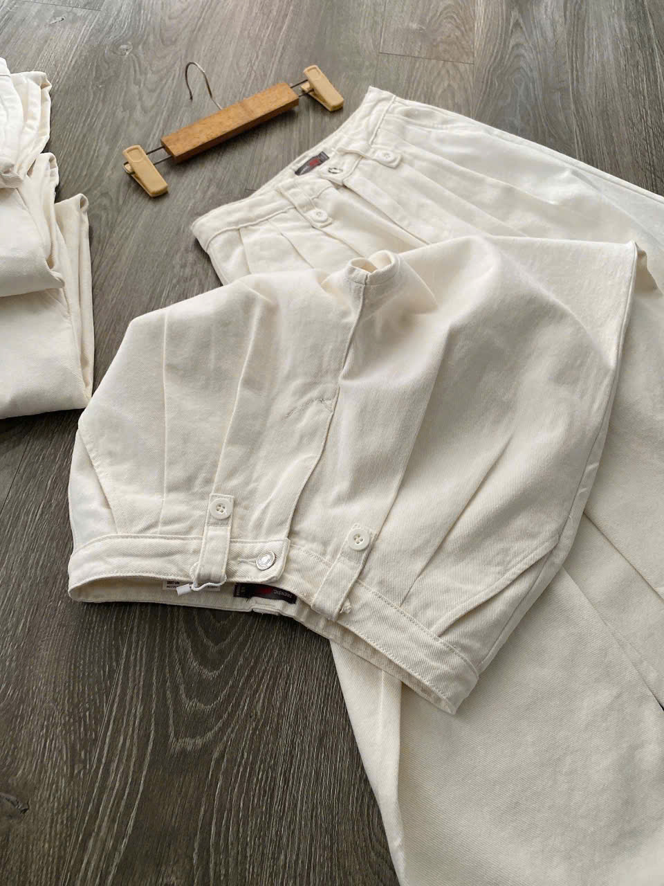 Quần Jean Ống Suông Trắng Spao