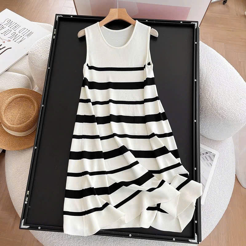Đầm Sát Nách Dệt Kim COS