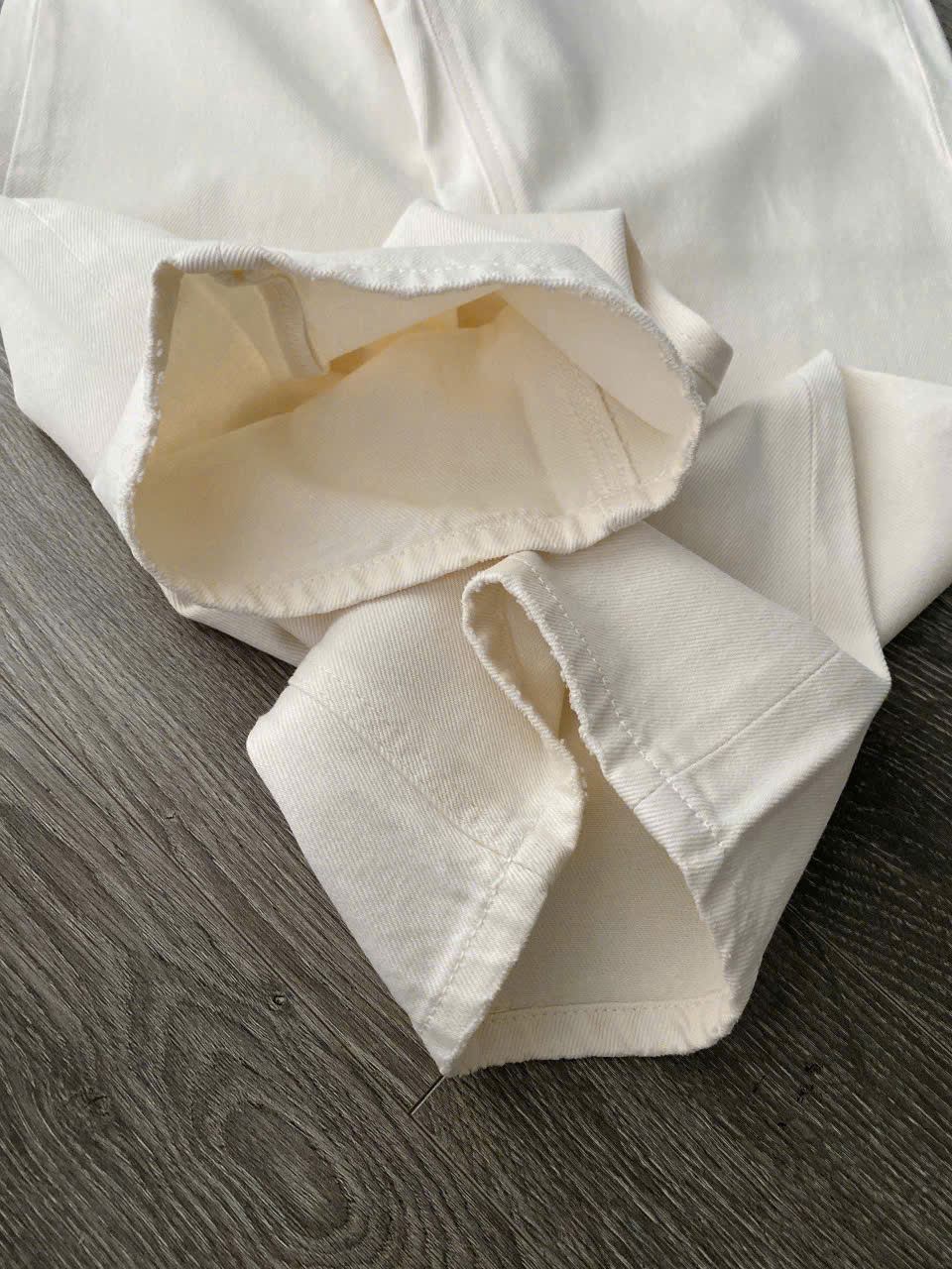 Quần Jean Suông Trắng Kem Polo