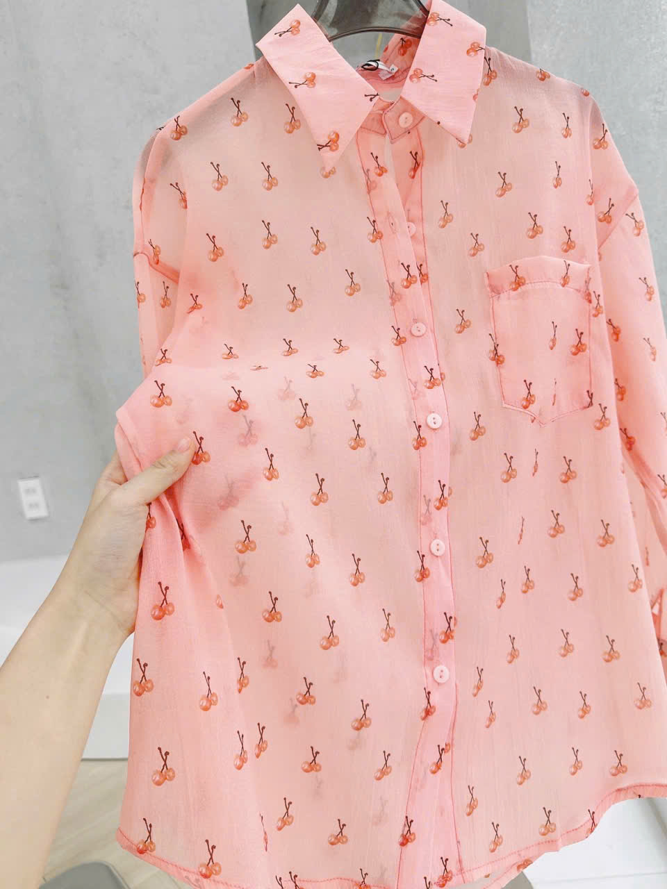Áo Sơ Mi Họa Tiết Cherry Gu