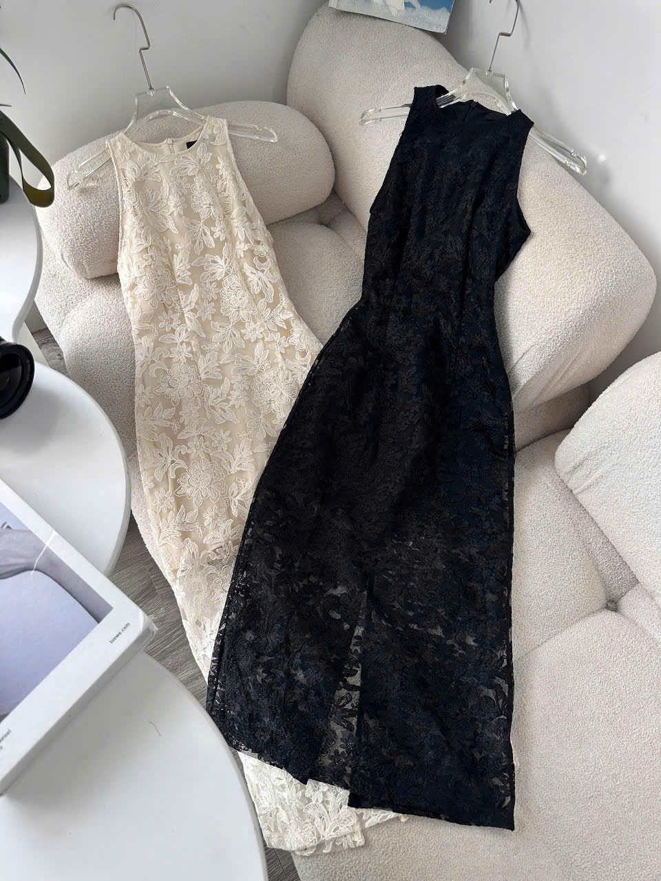 Đầm Ren Thêu Hoa Mixxo