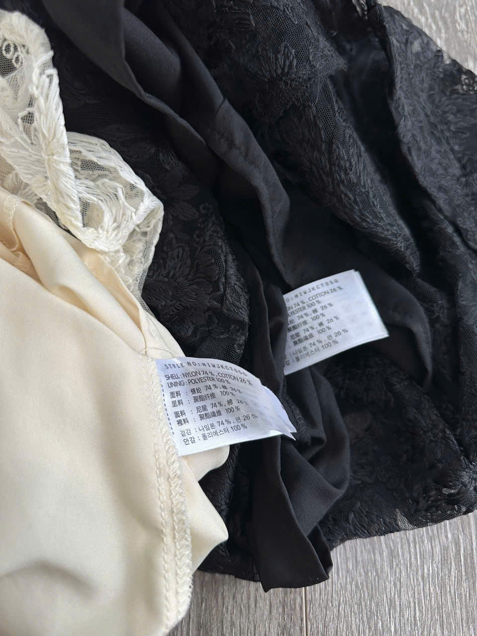 Đầm Ren Thêu Hoa Mixxo