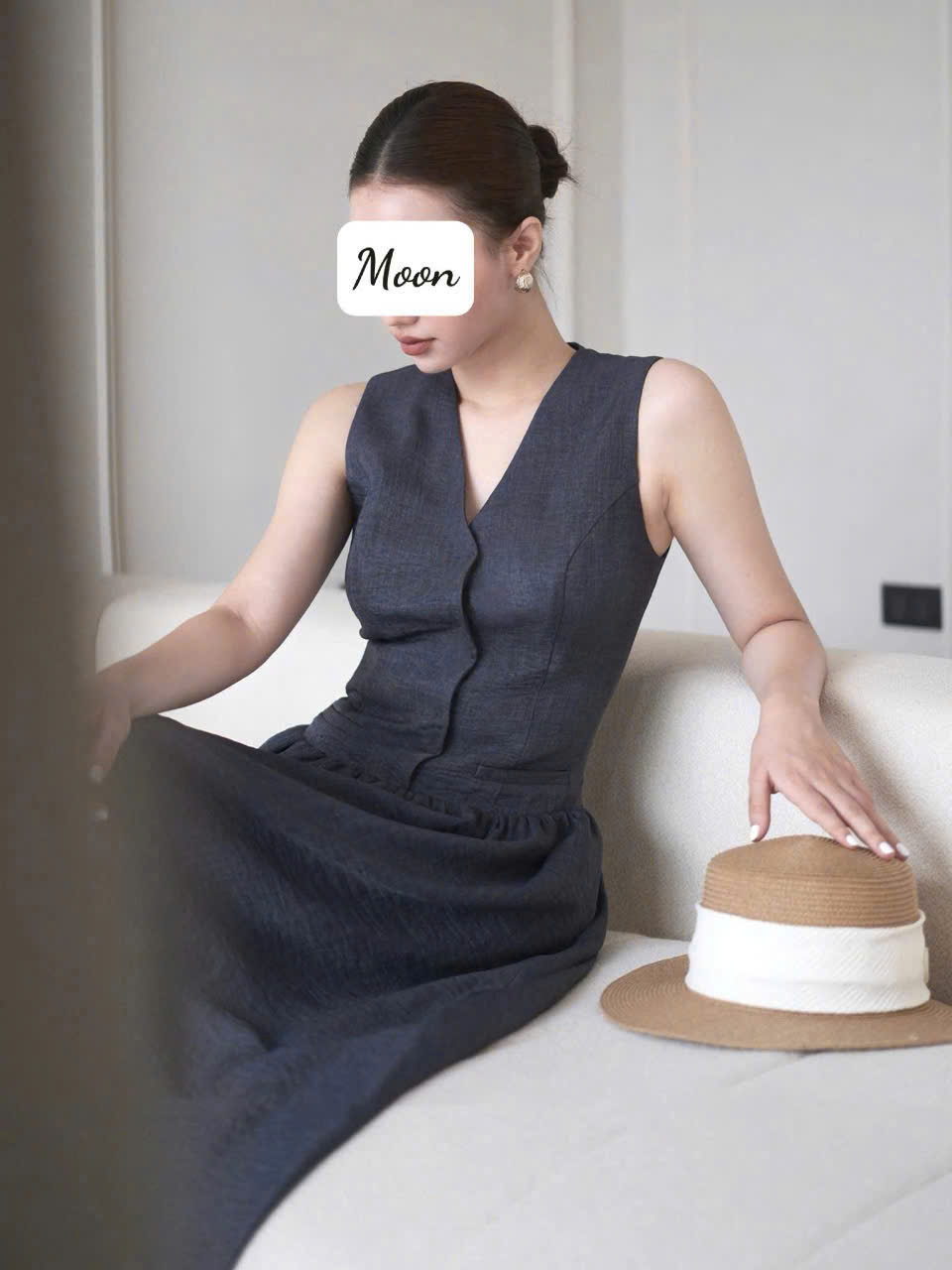 Đầm Sát Nách 2 Màu Zane