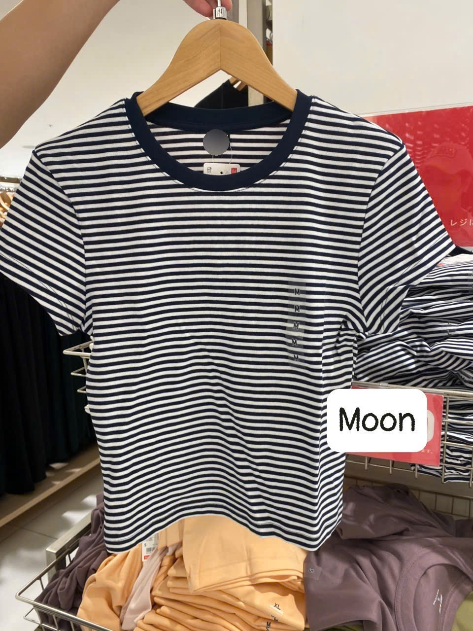 Áo Thun Croptop Kẻ Ngang Uniqlo
