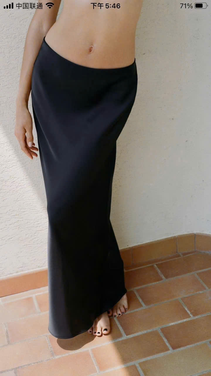 Chân Váy Lụa Zara 2 Màu