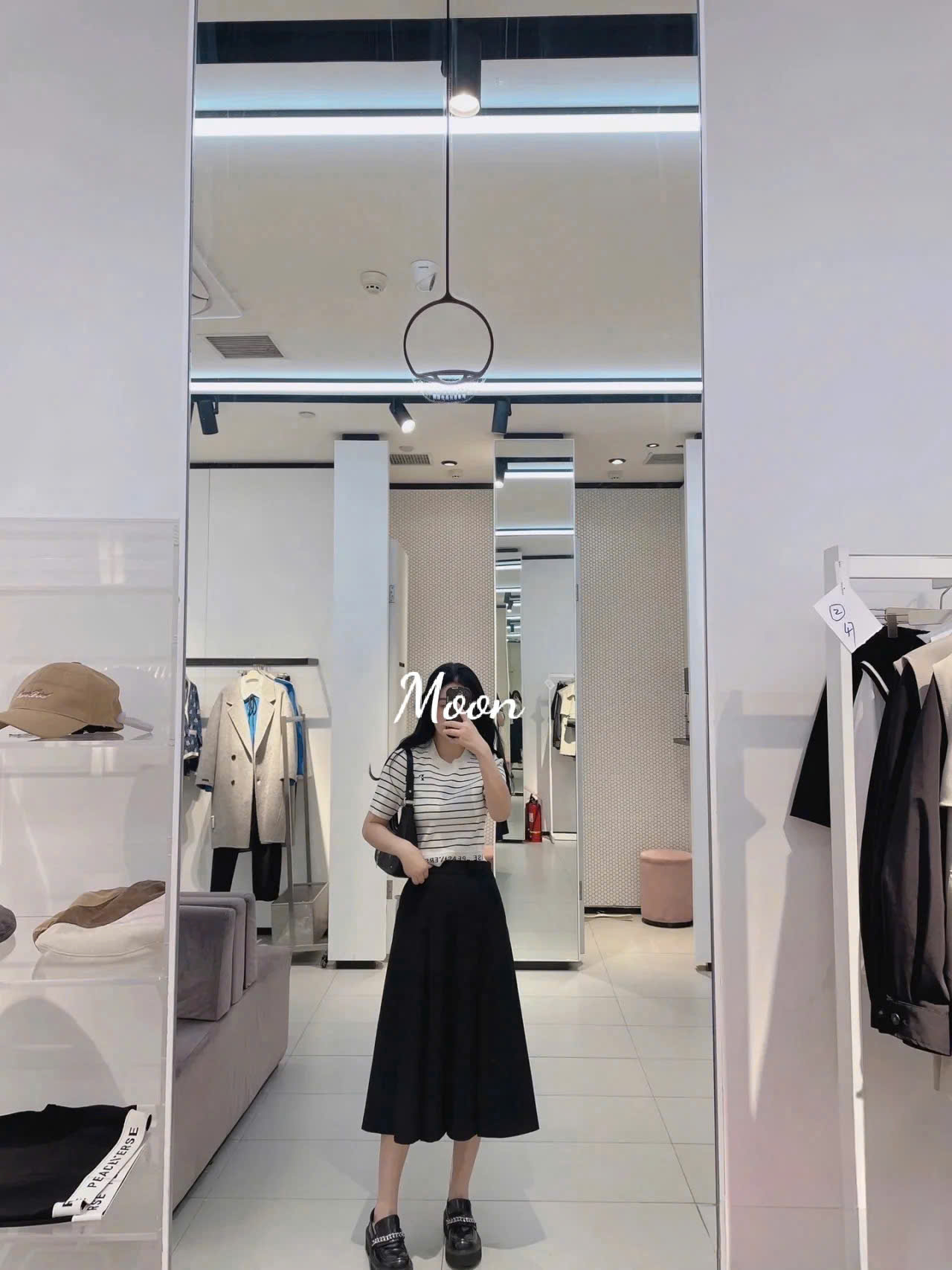 Áo Croptop Dệt Chữ RSE
