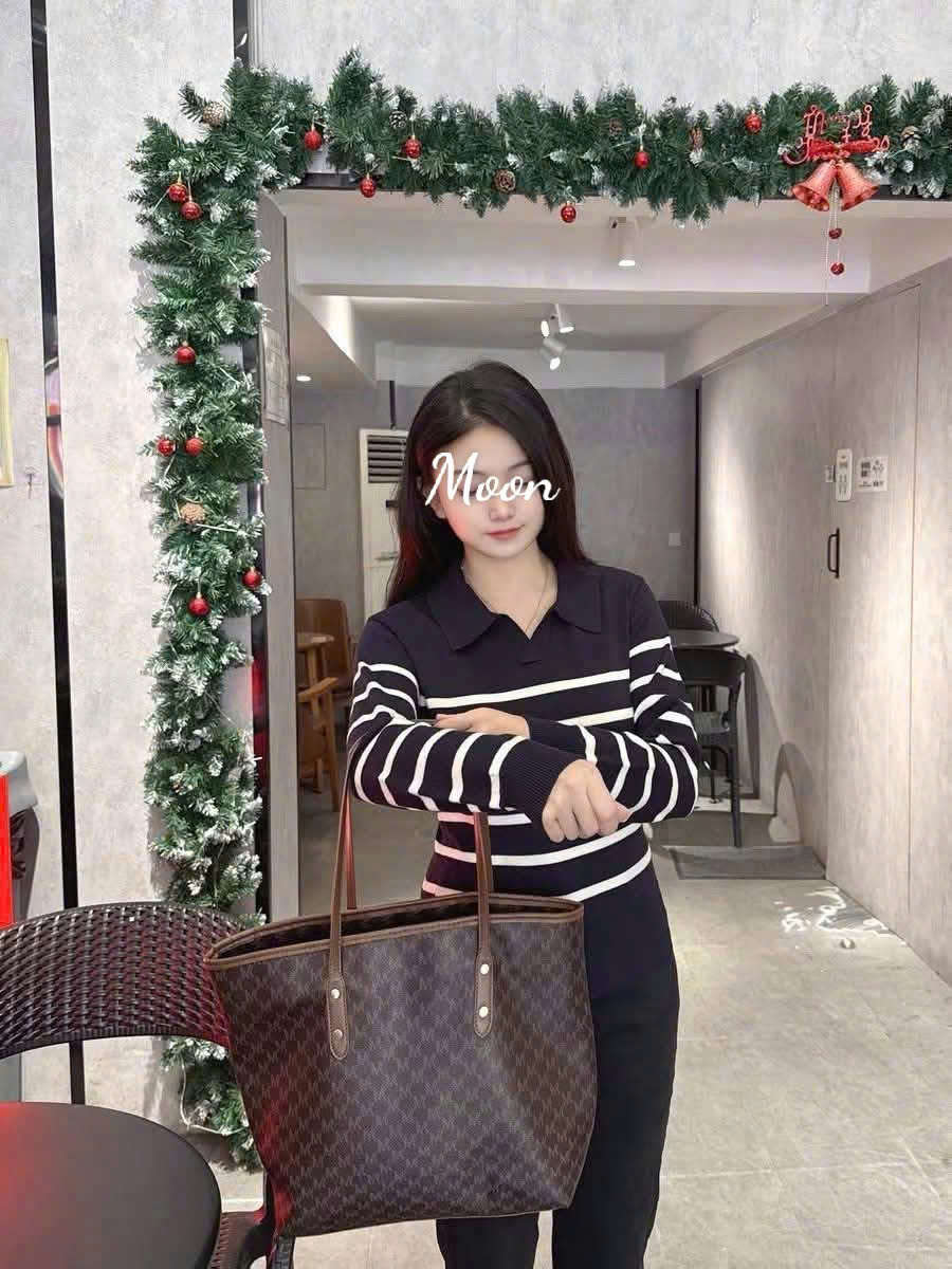 Áo Len Kẻ Ngang Spao