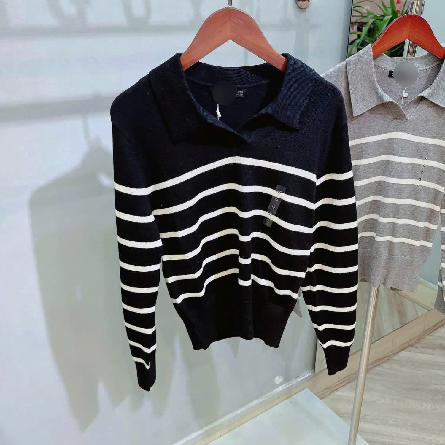 Áo Len Kẻ Ngang Spao