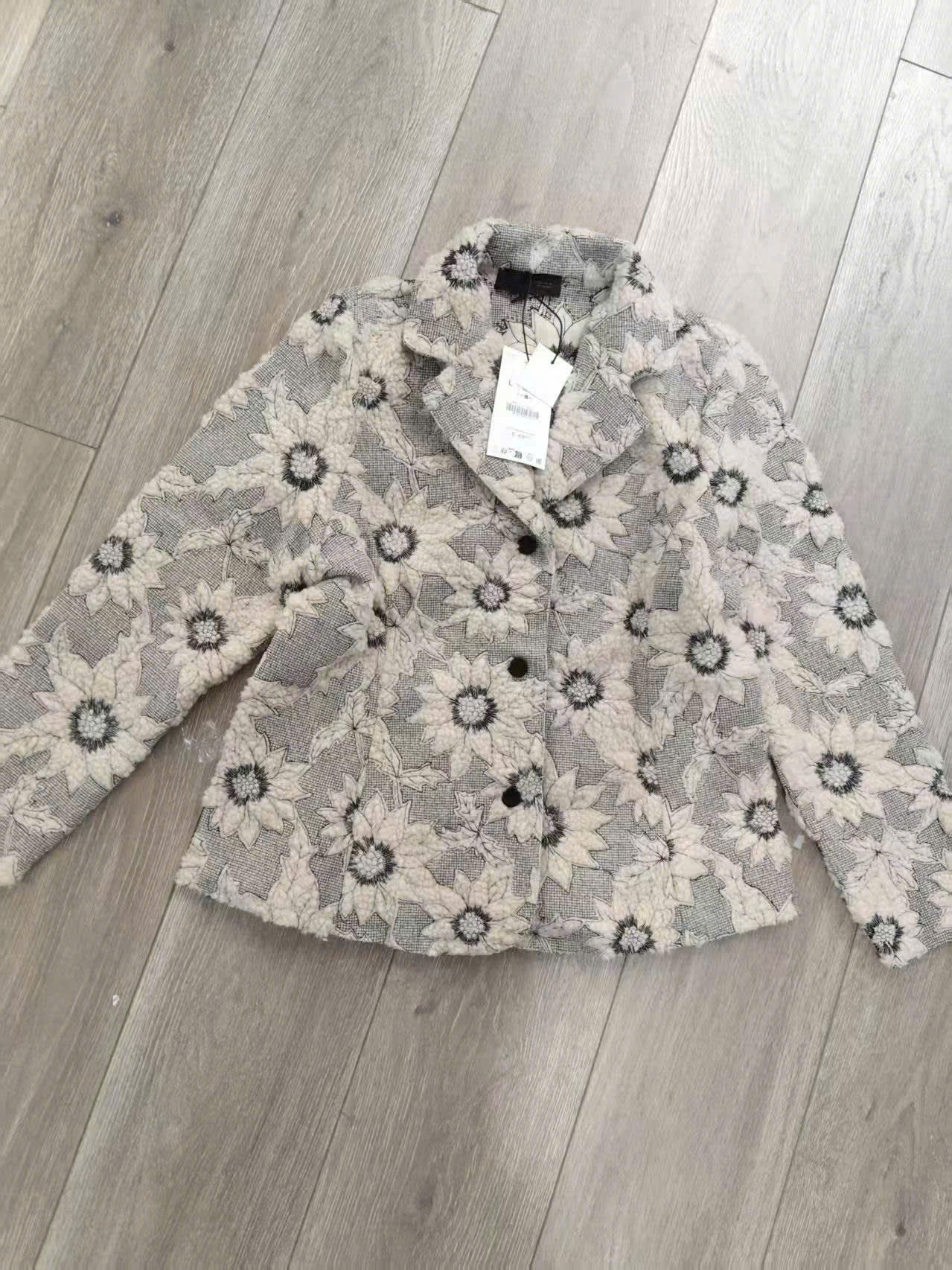 Áo Khoác Dạ Họa Tiết Hoa Zara