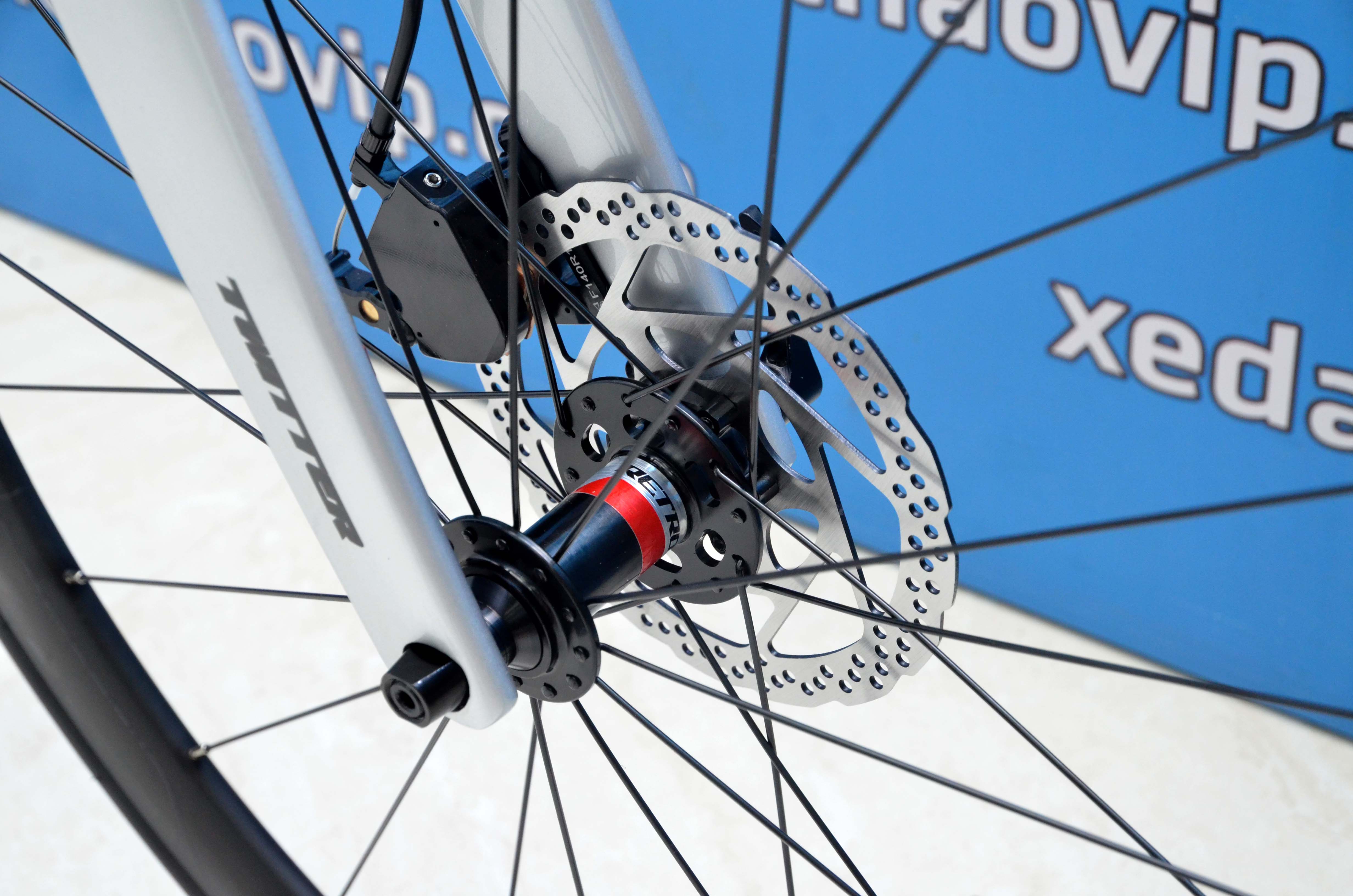 Xe Đạp Đua TWITTER R12 24RS: Khung+Càng+Cọc yên = Carbon, Tay lái Nhôm ...