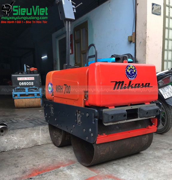 Máy lu dắt tay 750kg