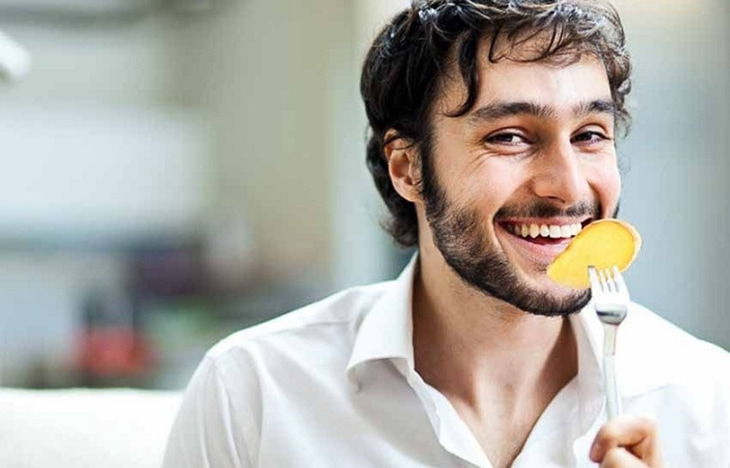 Bật Mí Công Dụng Của Gừng Trong Chuyện Yêu: Ngậm Gừng Có Thật Sự Kéo Dài Thời Gian Quan Hệ?