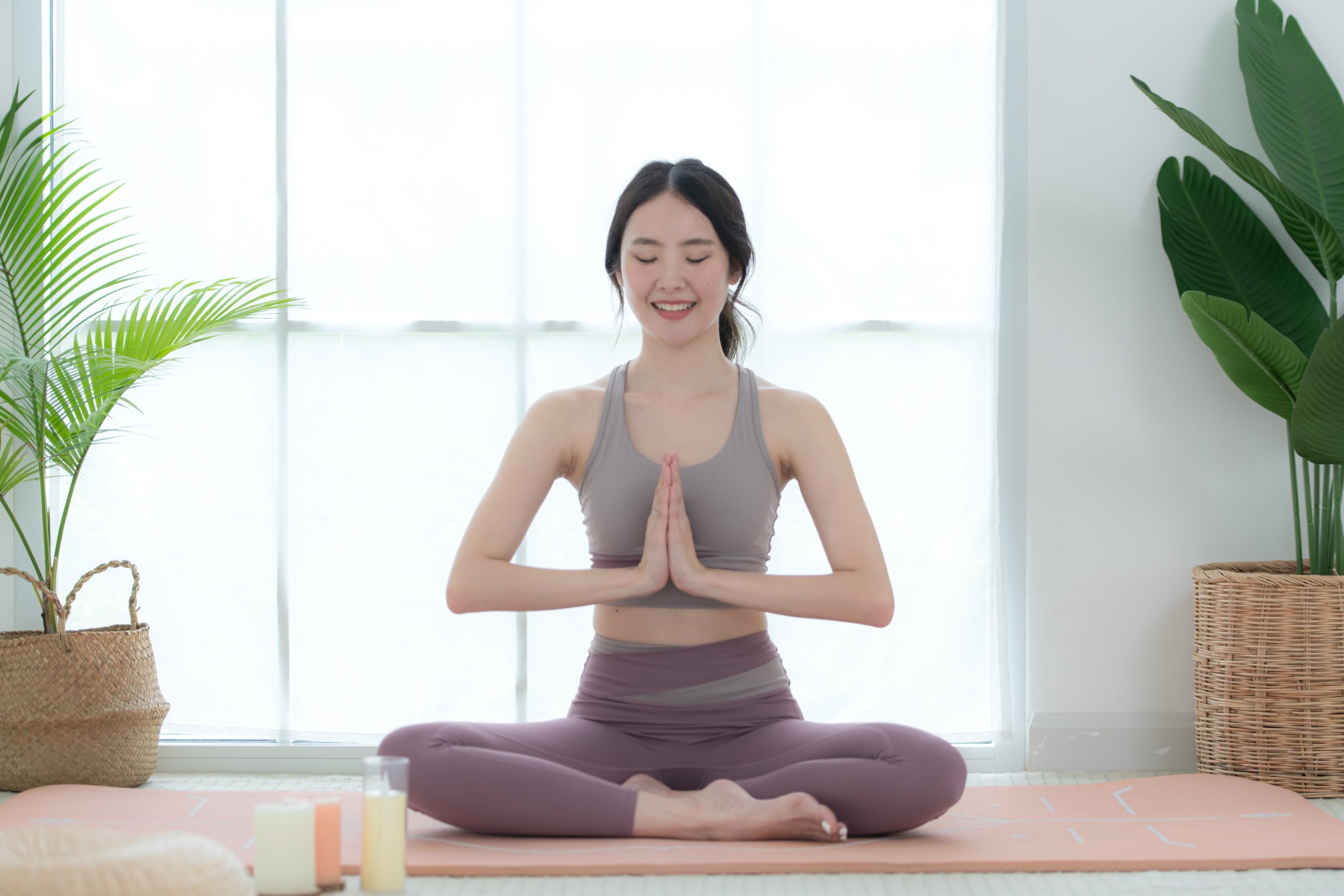 Phụ Nữ Hồi Xuân Ở Độ Tuổi Nào? Hiểu Đúng Để Giữ Vẻ Đẹp & Sức Khỏe