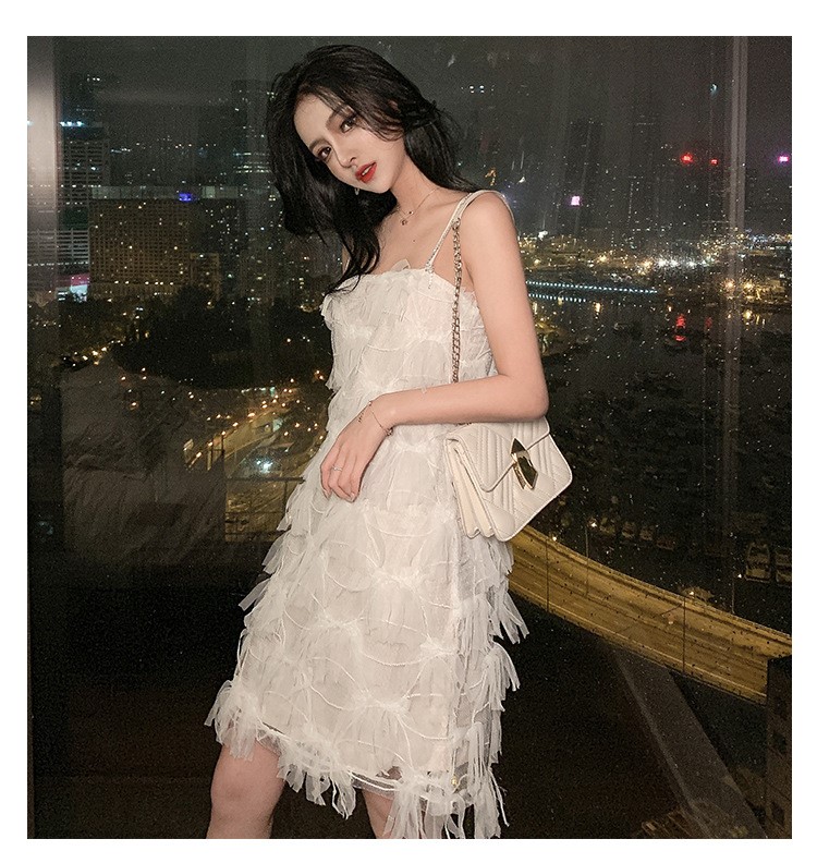 Váy 2 dây đá tiểu thư ren