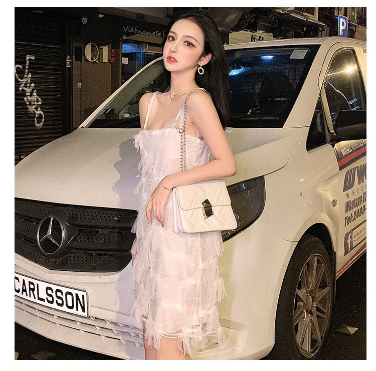 Váy 2 dây đá tiểu thư ren