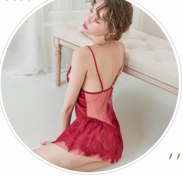 Váy ngủ lụa chân xòe ren