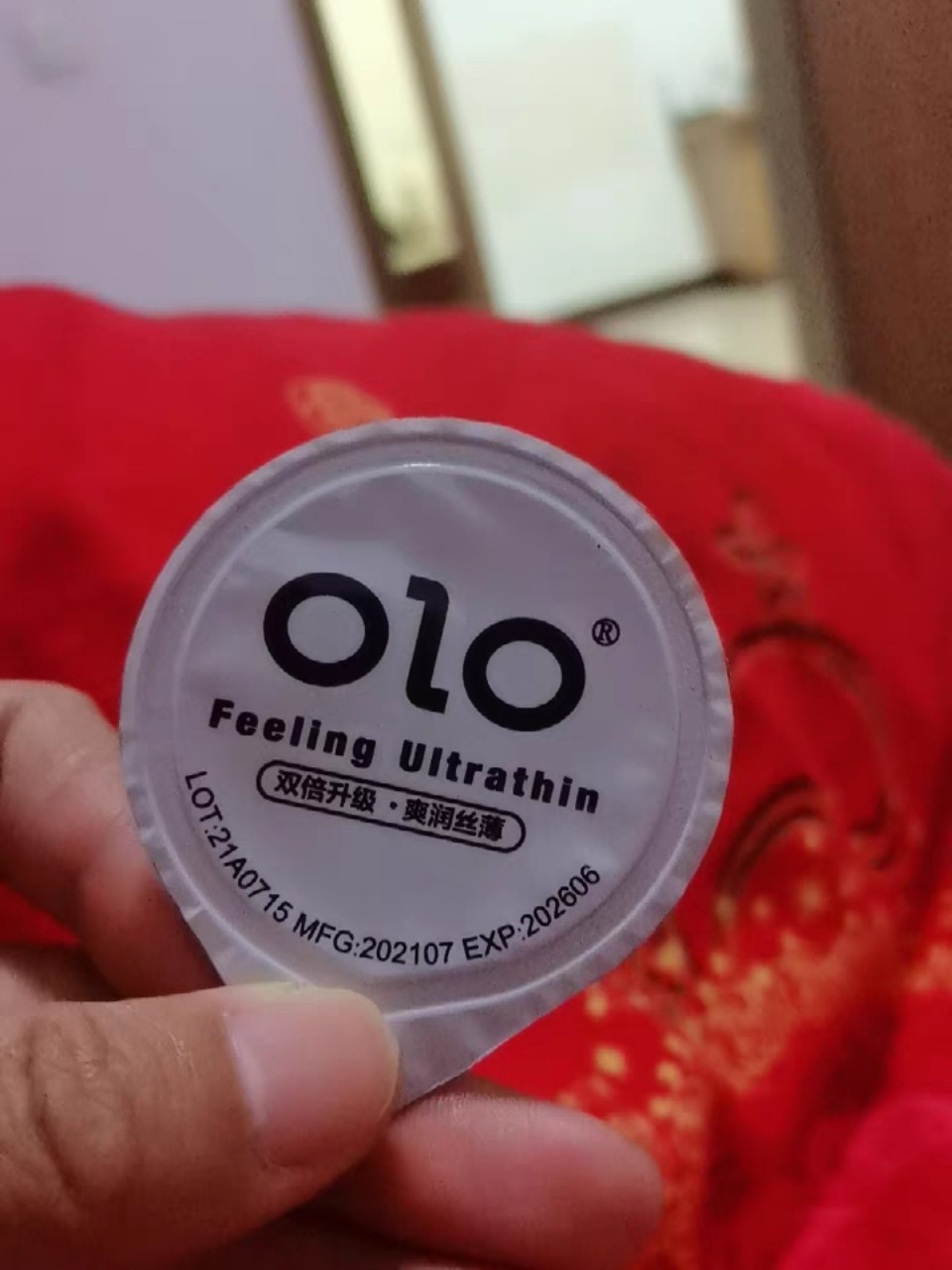 Bao cao su Olo 001 Feeling Ultra Thin mỏng nhất thế giới