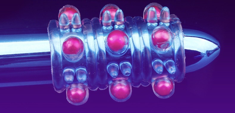 Bao cao su đôn dên khúc giữa gắn bi