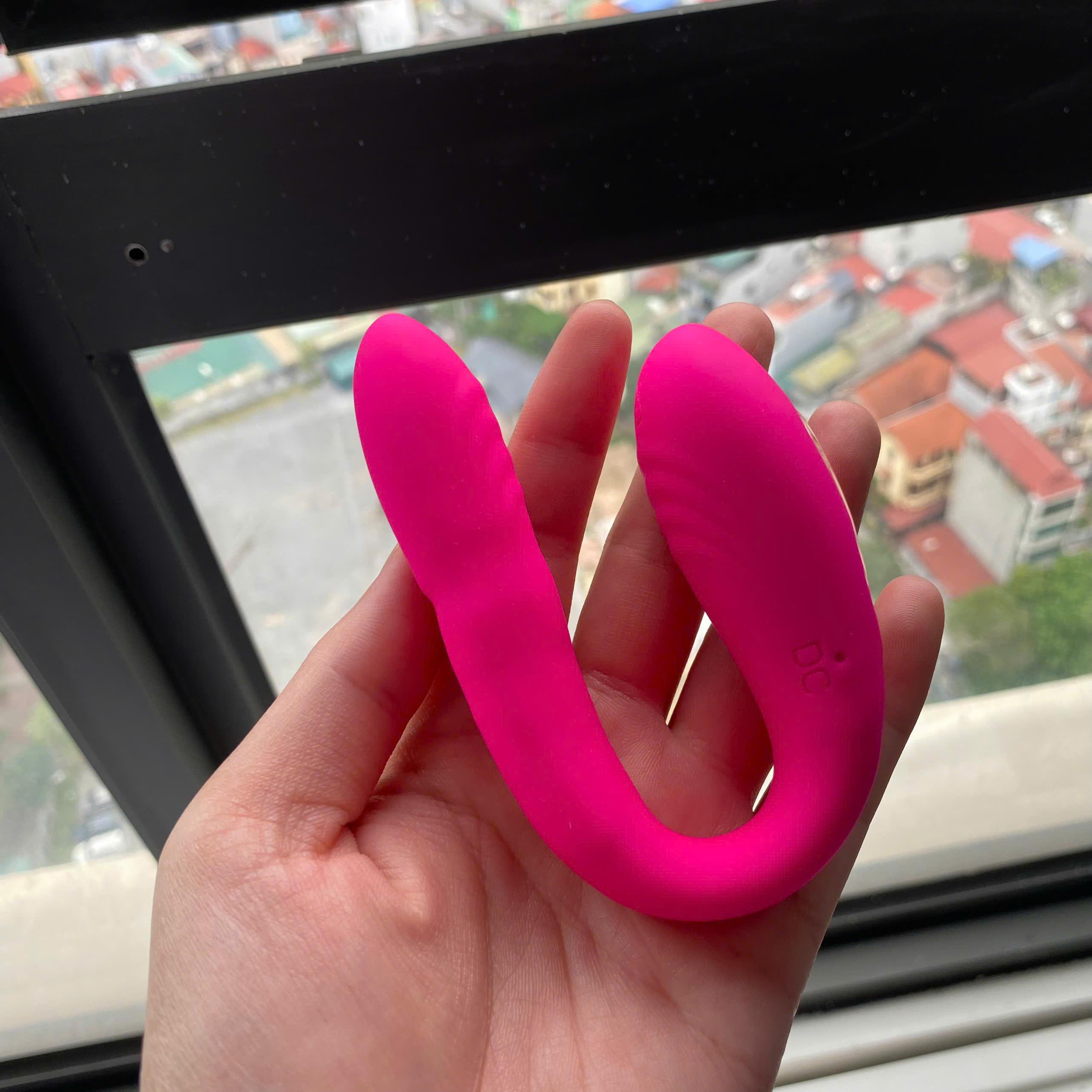 Sextoy Cao Cấp Chính Hãng Tại Nữ Hoàng Khoái Cảm – Trải Nghiệm Khoái Cảm Thượng Hạng!