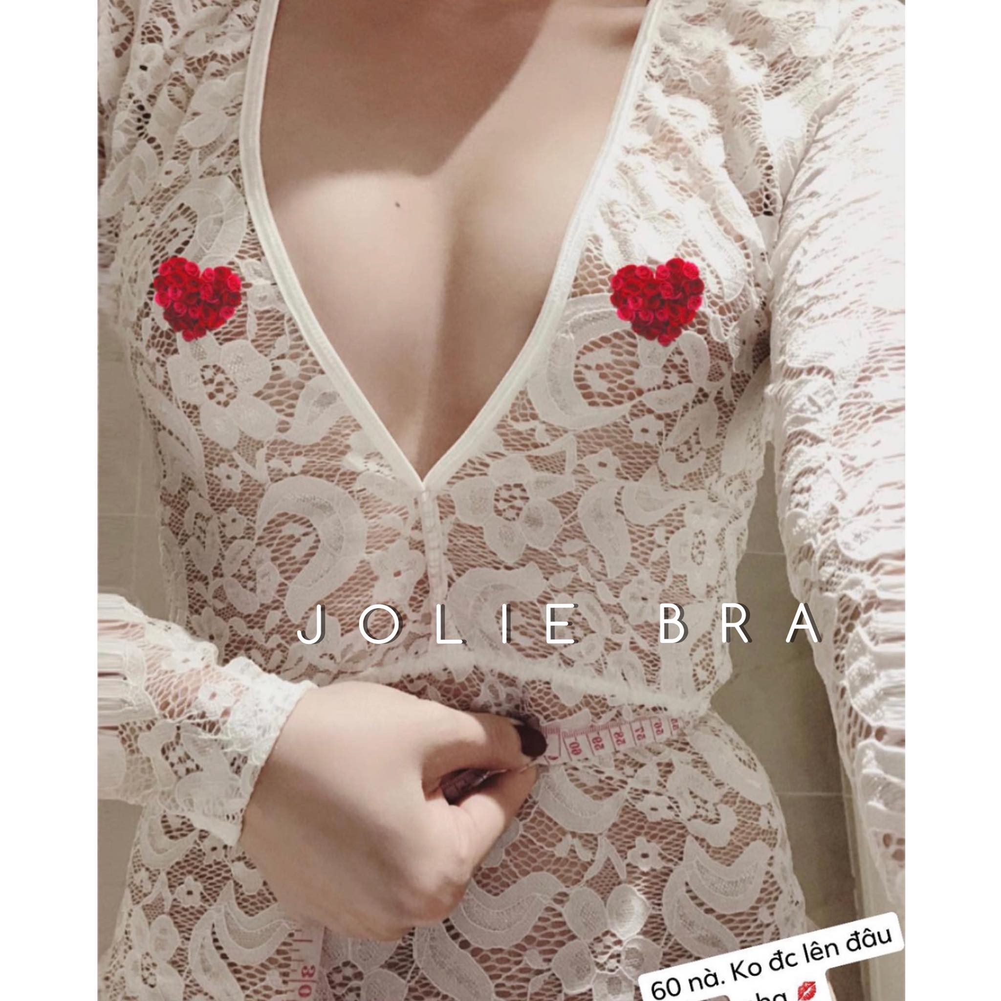 Bodysuit ren dài tay sang trọng