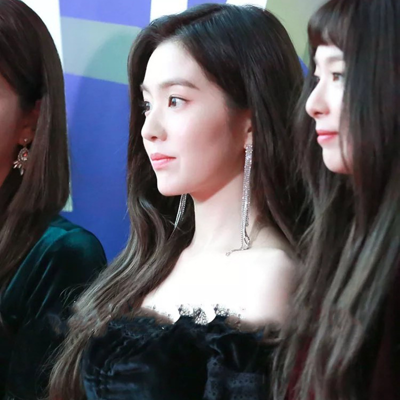 Khuyên tai giọt nước Irene Idol
