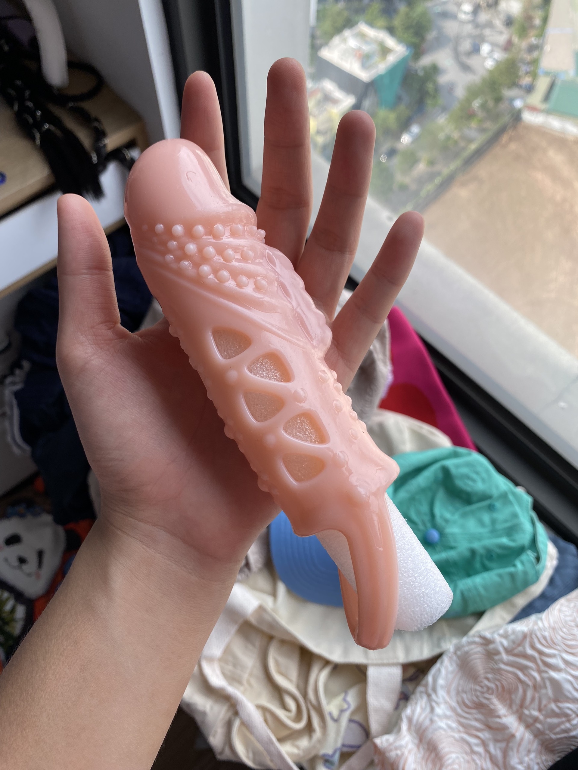 Bao cao su đôn dên Pretty Love Penis Sleeve quai đeo gắn cục rung