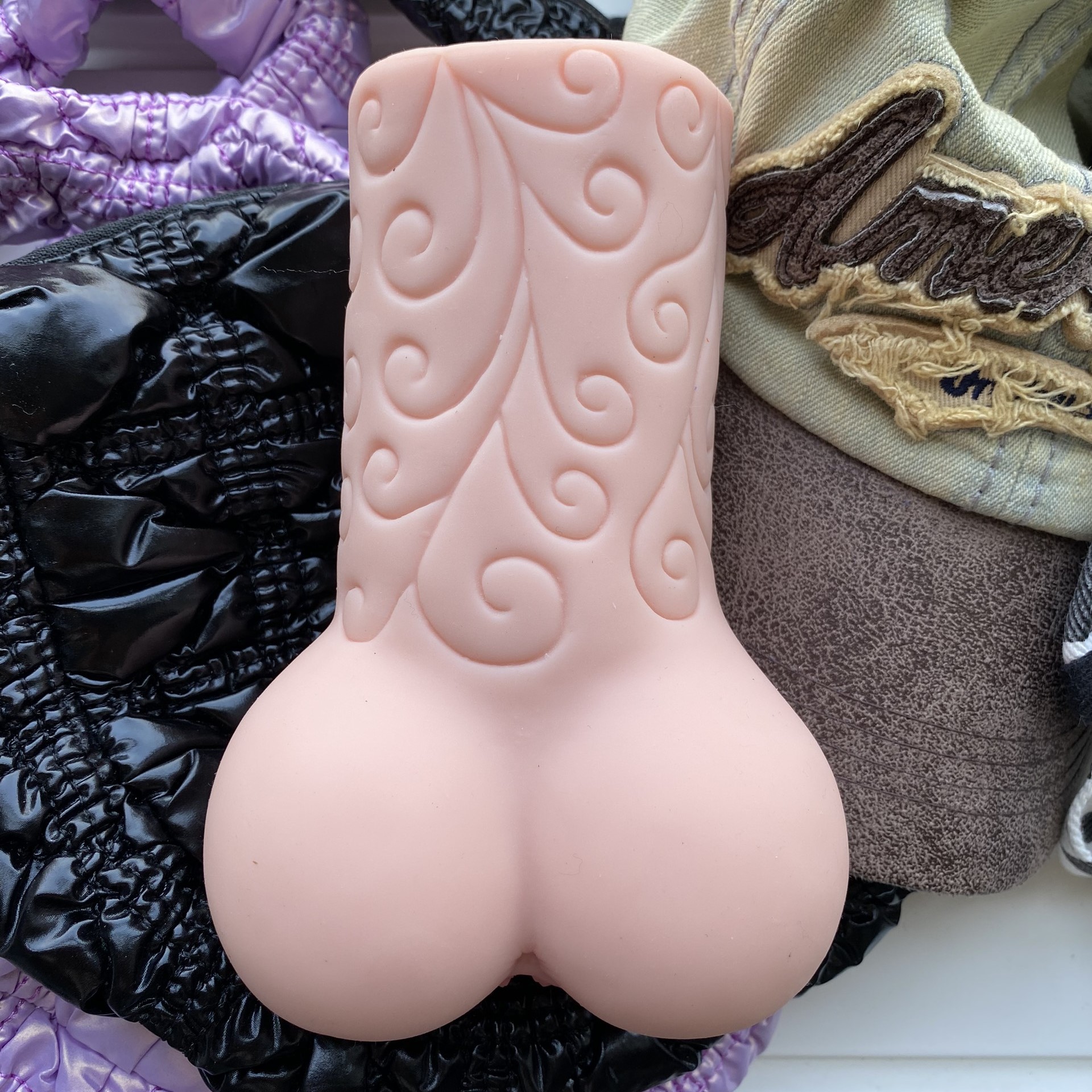 Âm đạo giả múp hồng đặc ruột – Trải nghiệm chân thực như thật, có nên thử ngay hôm nay?