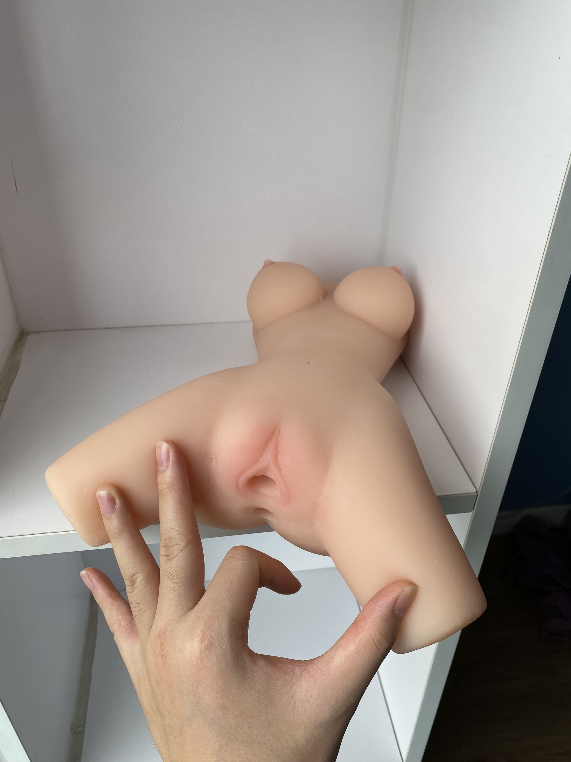 Búp Bê Nửa Thân Có Đùi Vú To – Sextoy Silicon Sexy Ngực Khủng Mông Đùi Gợi Cảm (TOY0202)