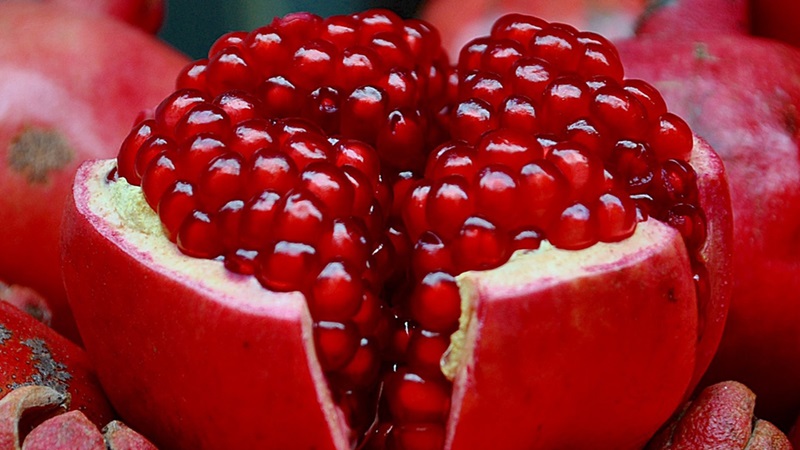 Bổ Sung Estrogen Tự Nhiên Qua Bữa Ăn: Những Thực Phẩm Vàng Cho Phụ Nữ