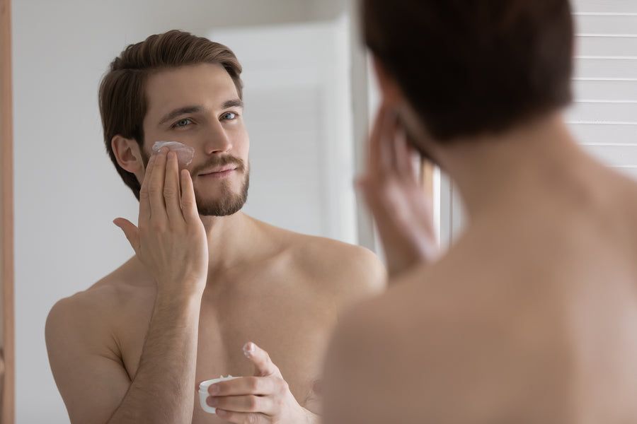 Cách giữ mùi thơm lâu trên cơ thể nam giới để trông thật cuốn hút