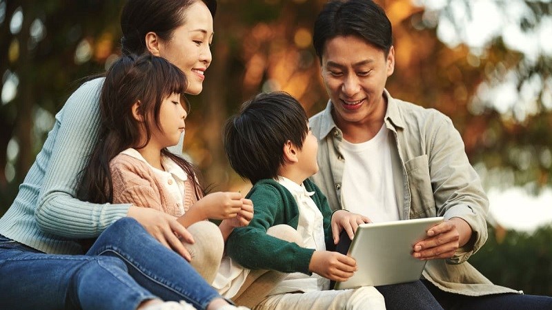 Giáo Dục Giới Tính Cho Trẻ: Vì Sao Cần Bắt Đầu Sớm? Những Lưu Ý Cha Mẹ Không Thể Bỏ Qua