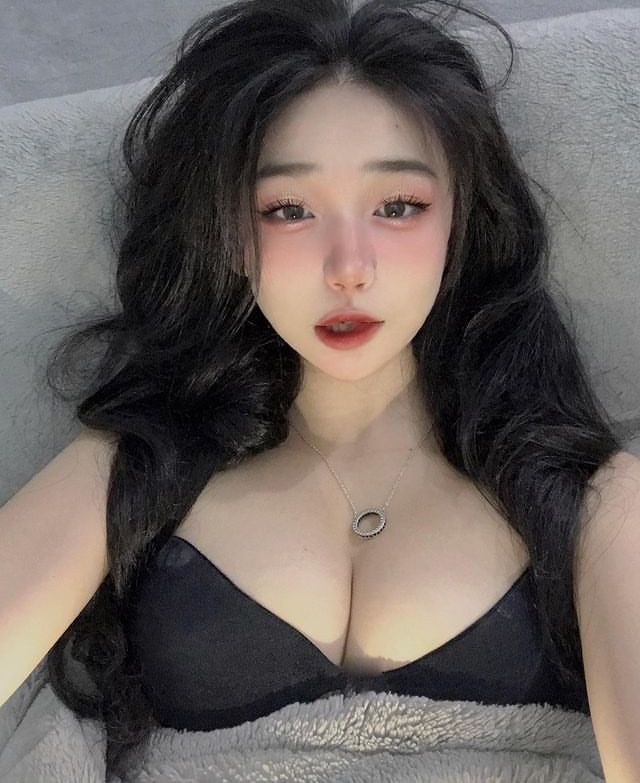 Làm Tình Qua Tin Nhắn – Nghệ Thuật Gợi Dục Khiến Người Ấy Luôn Nghĩ Đến Bạn