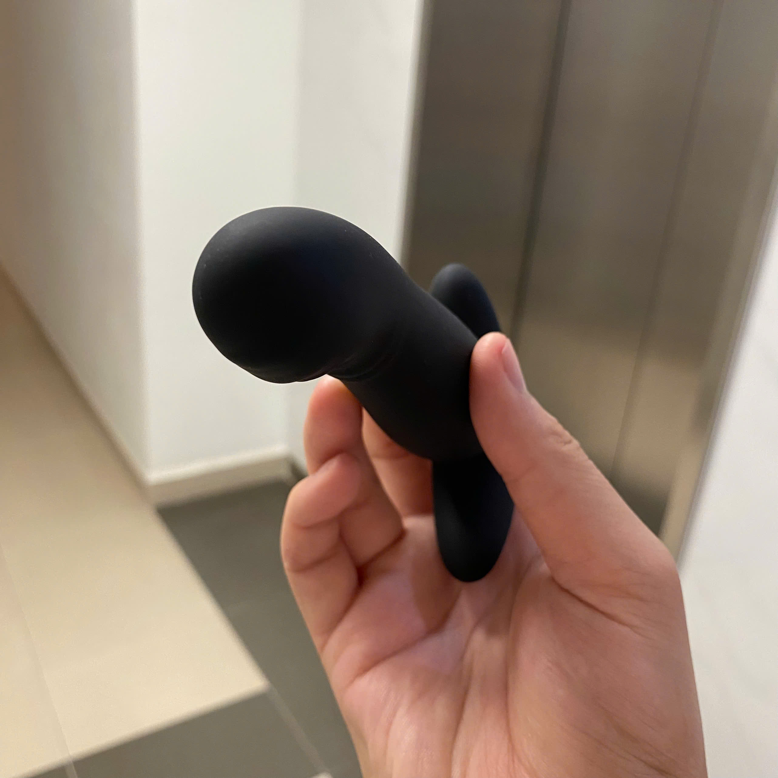 Máy Massage Hậu Môn Mr Play Silicone Rung 7 Chế Độ Sạc USB Chống Nước