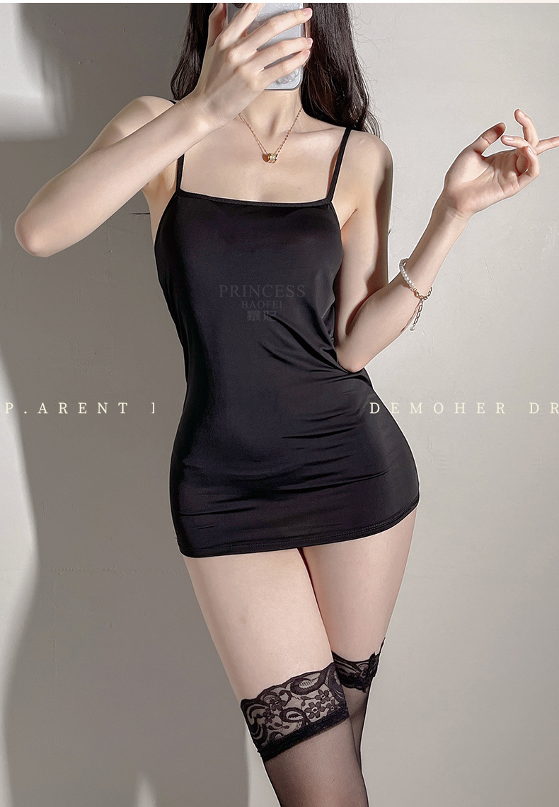 Váy ngủ 2 dây ôm body hở lưng thun